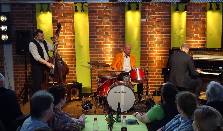 2017-02-19-Frank-Muschalle-Trio02