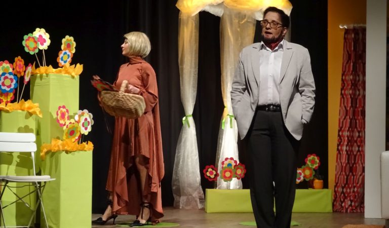 2019-04-05-Theater-Kanapee04