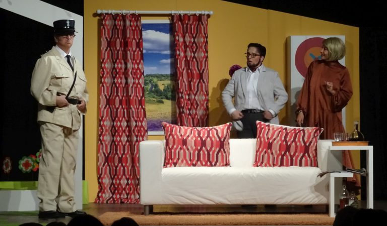 2019-04-05-Theater-Kanapee14